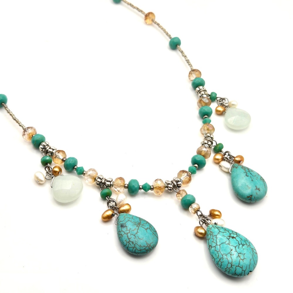 Turquoise Dyed Howlite, Glass and Freshwater Pearl Pendant Necklace Silver Tone
